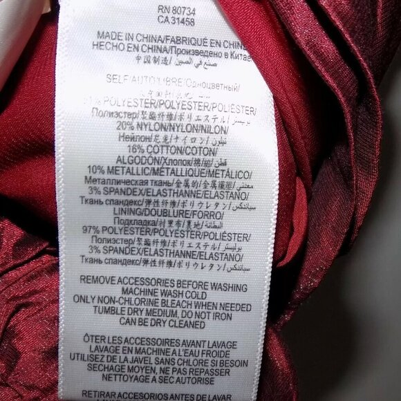 BCBGMaxazria Red Bodycon Mini Dress Strapless Sheath Size 12 Crinkled Brooch - Picture 4 of 6